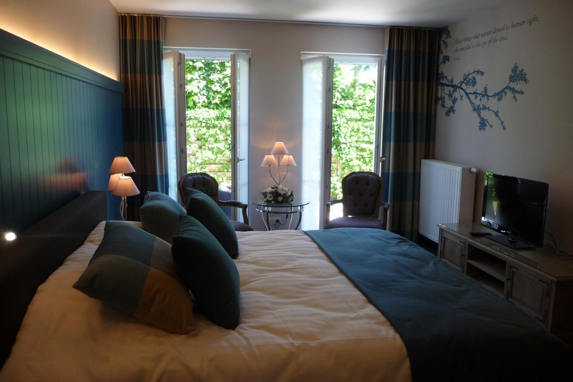 B&B Riche Terre Damme Bagian luar foto
