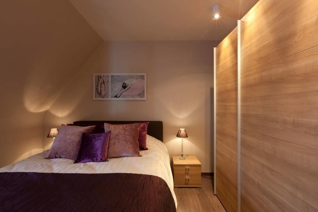 B&B Riche Terre Damme Bagian luar foto